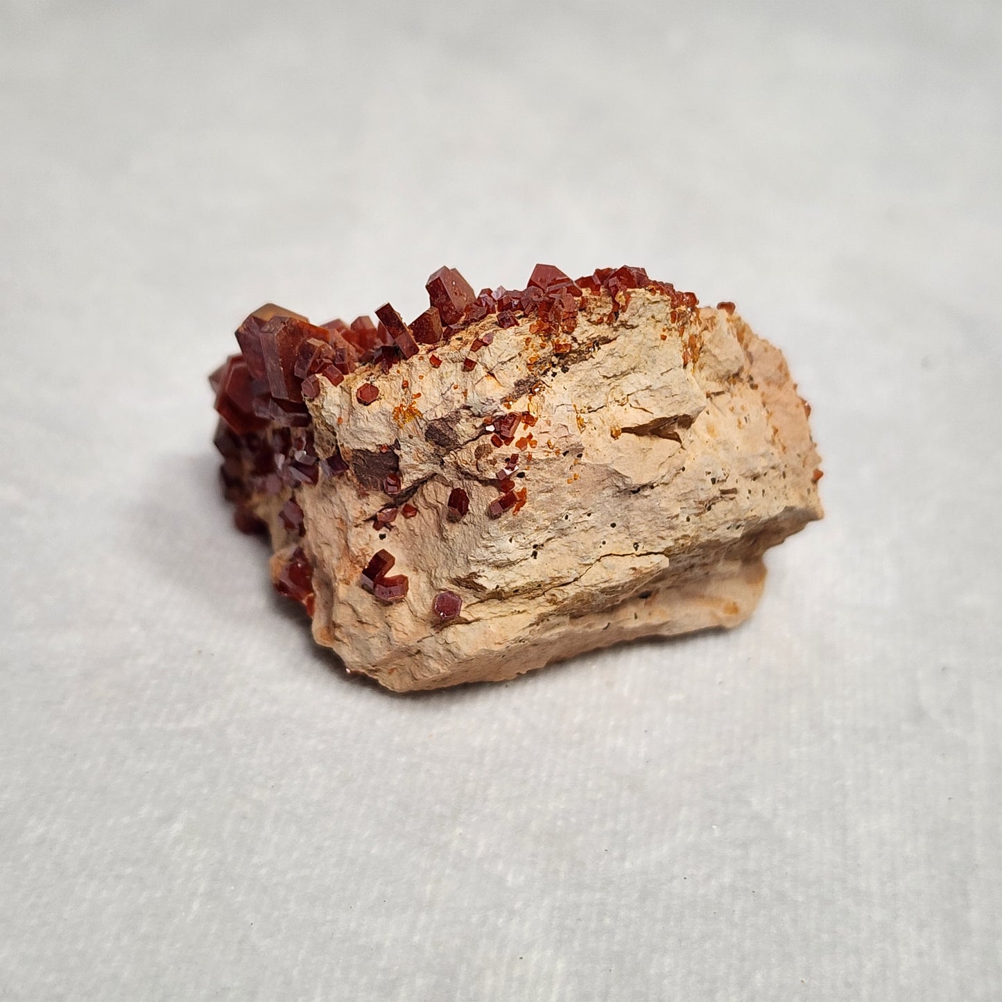 Crisp Vanadinite Cluster