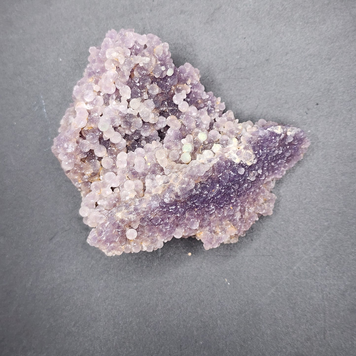 Impressive Grape Agate