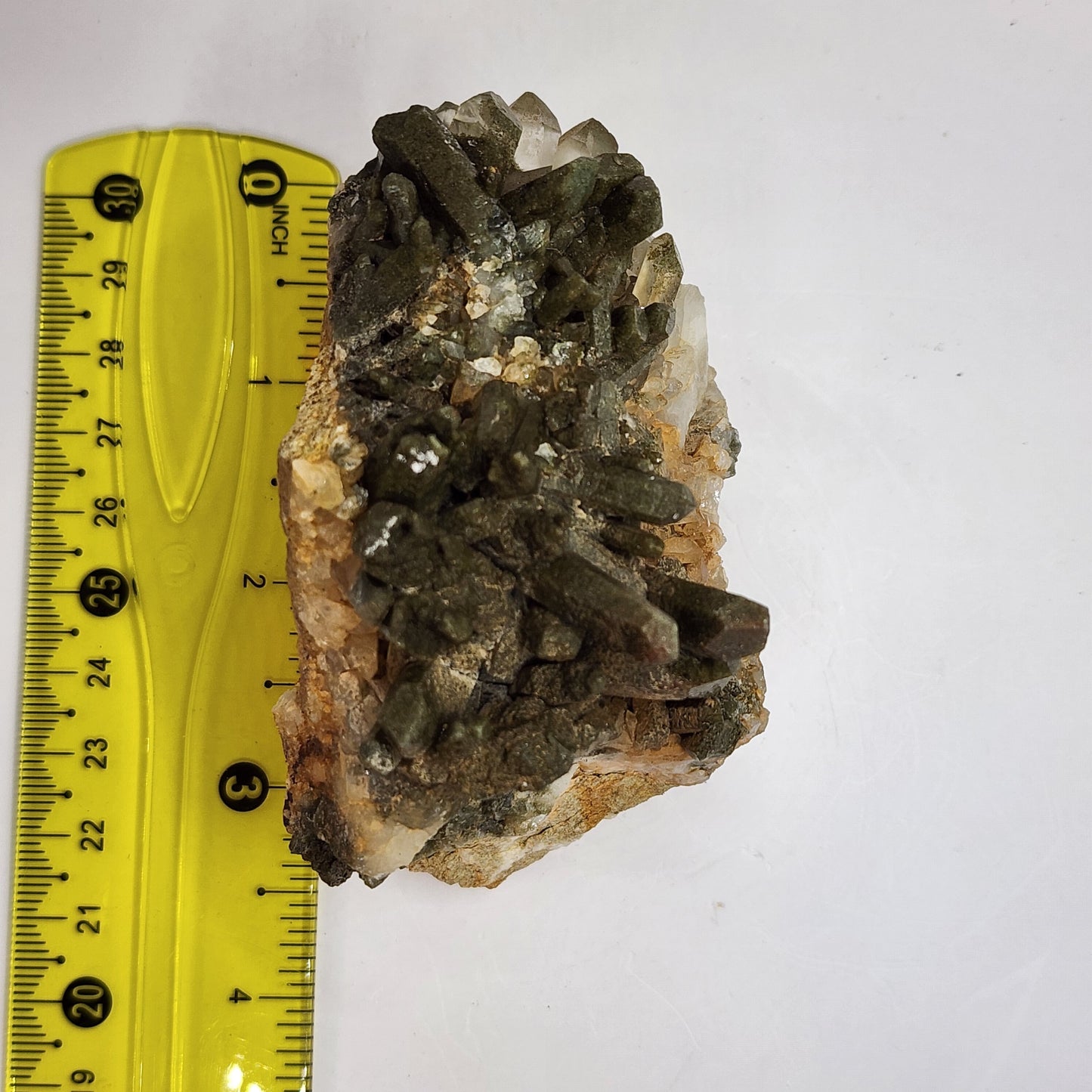 Chlorine Quartz from Pakistan
