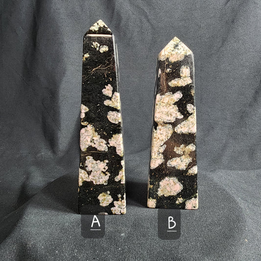 Fantastic "Fireworks" Obsidian Tower