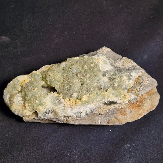 Prehnite on Matrix