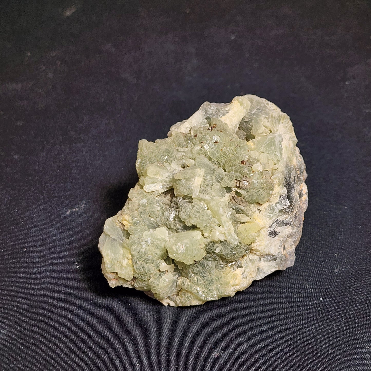 Small Prehnite