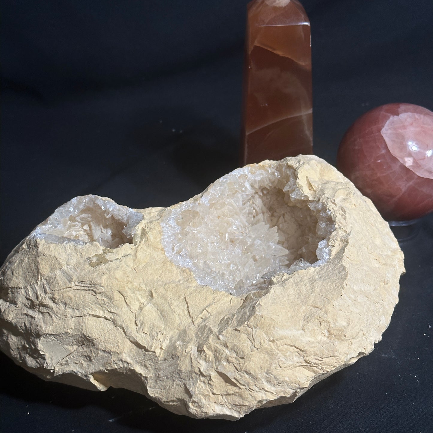 Cream Dome Calcite Geode