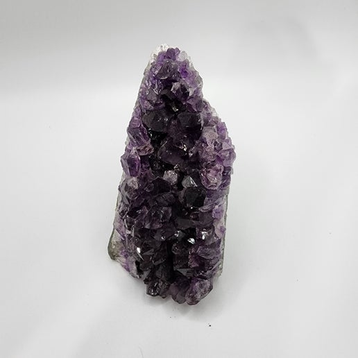 Dazzling Amethyst Cut Base